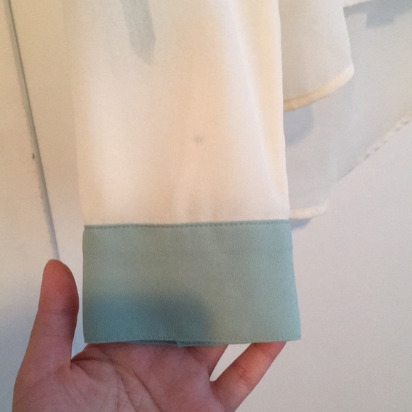 Color block button down top - Picture 2 of 5